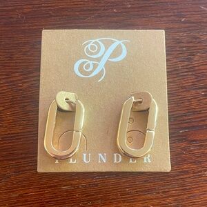 Plunder Huggie Oval Hoop Earrings. Gold-tone. 1 in drop Hinge closure New in bag